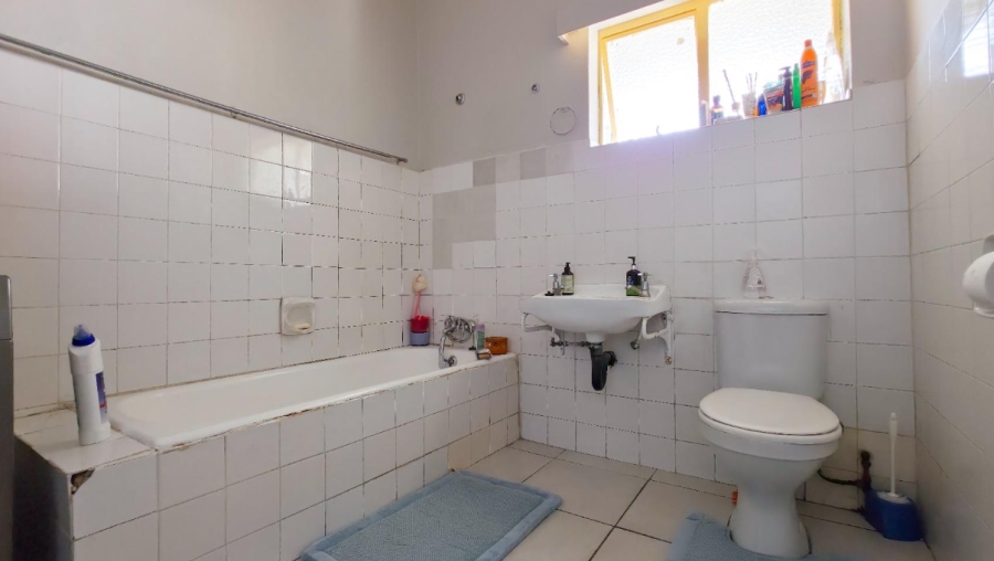 5 Bedroom Property for Sale in Selborne Eastern Cape